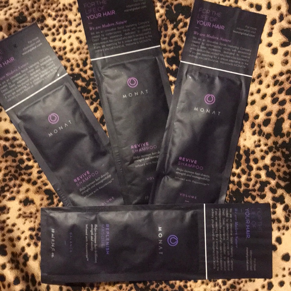 Monat samples
